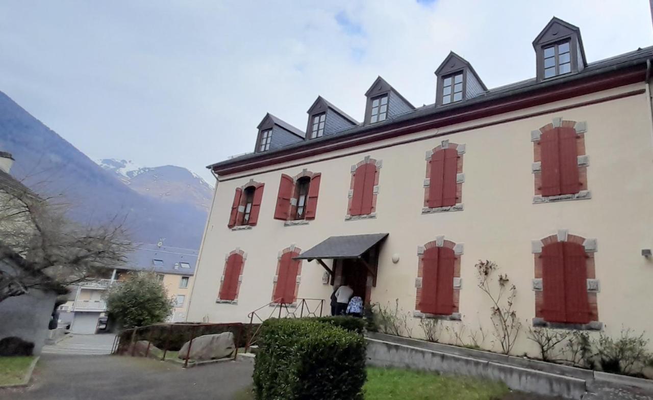Tres Bel Appartement T3 Hyper Centre Entierement Renove En 2022 Luz-Saint-Sauveur Exterior photo